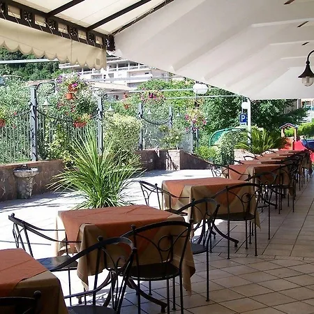 丽城餐厅酒店 酒店