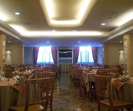 丽城餐厅酒店 3* 卡塞塔